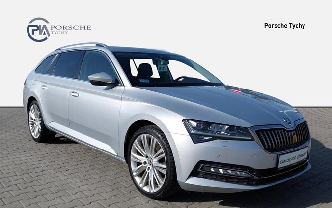 Skoda Superb cena 74900 przebieg: 262280, rok produkcji 2020 z Narol małe 379